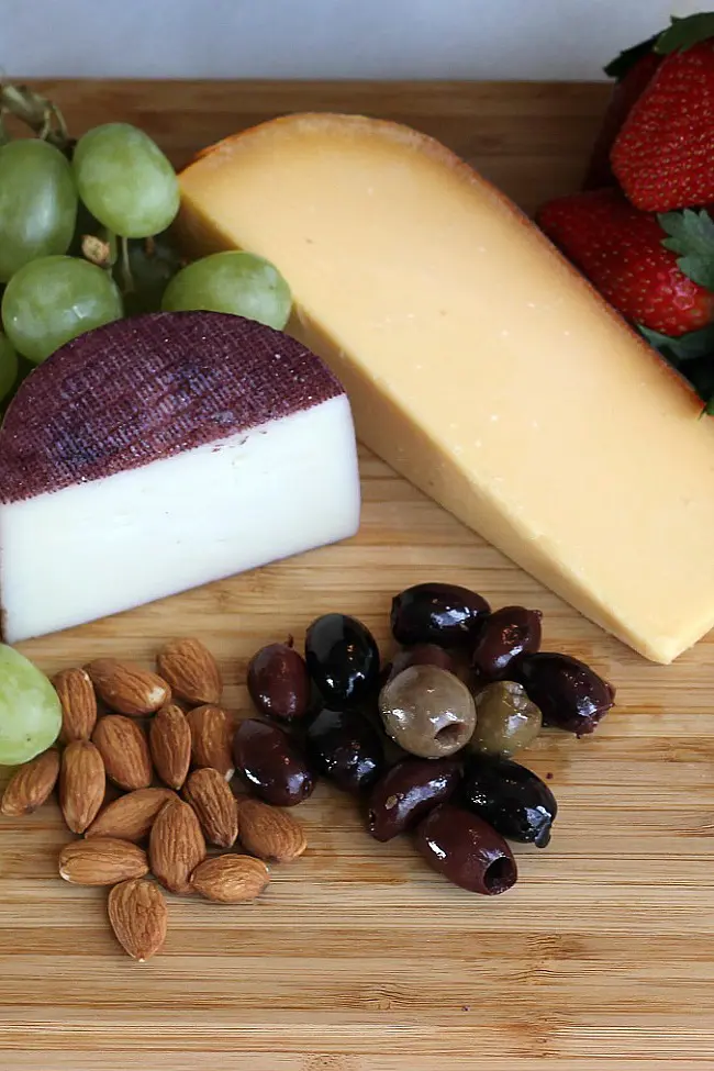 Creating a Wine & Cheese Plate!