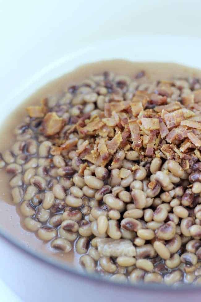 black eyed peas with bacon 
