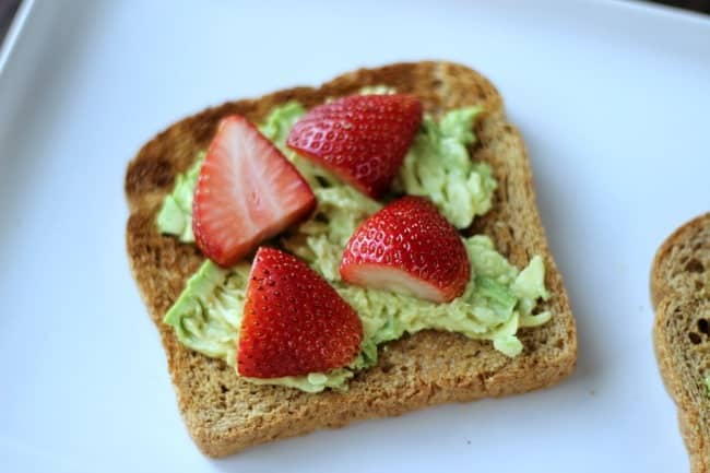 Avocado Toast with Strawberries g