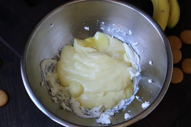 Banana Cream Cheesecake in a Jar