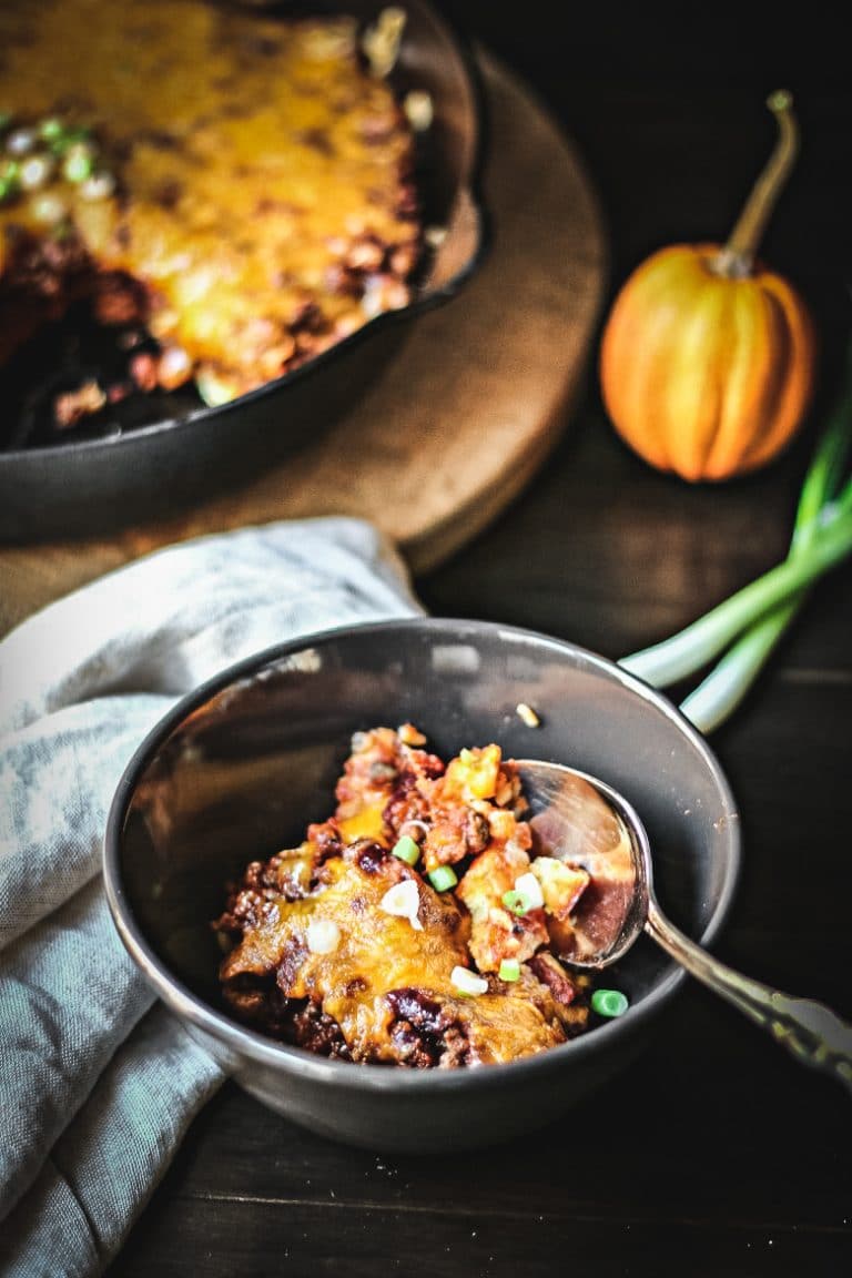 Cheesy Cornbread Chili