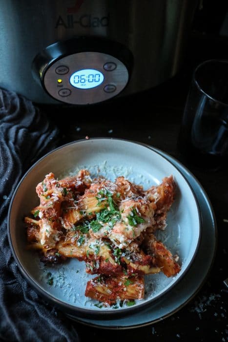 Enjoy this family favorite of baked ziti in your slow cooker