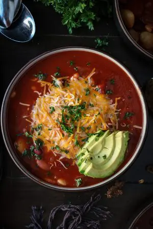 Bean chili recipe made in slow cooker