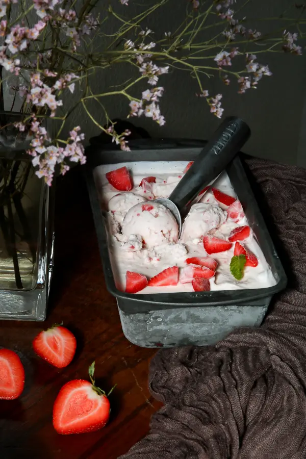 Strawberry Ice cream in a ice cream container