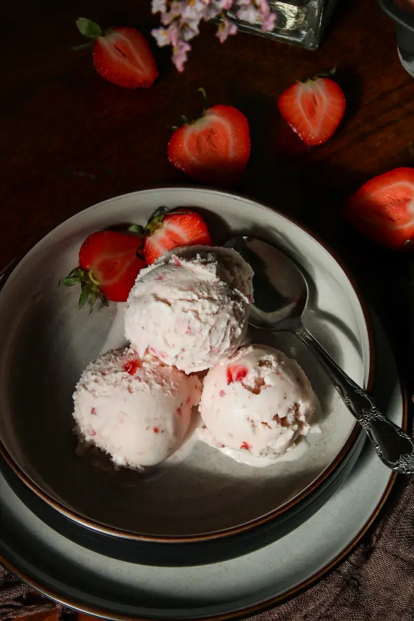 strawberry ice cream in bowl