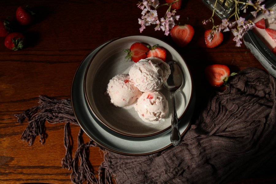 strawberry ice cream in bowl